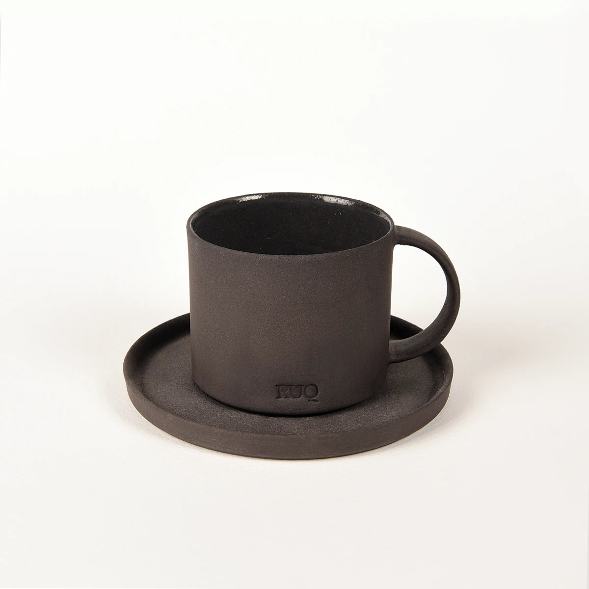Pebble Siyah Duble Türk Kahvesi Fincanı ve Tabağı – 130 ml Stoneware – 1 Adet